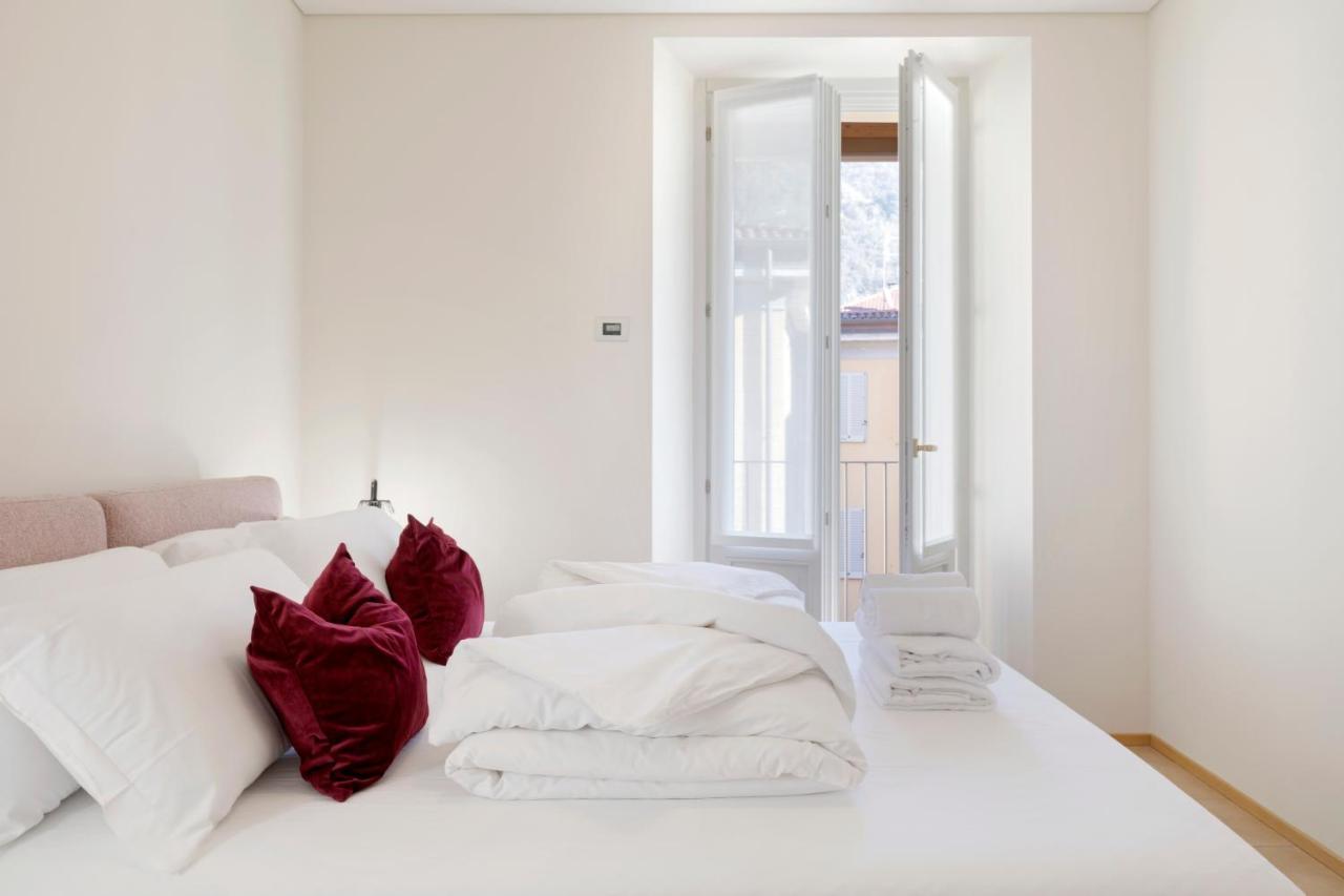 Domus Apartments Como - By Relais Di Giada Екстер'єр фото